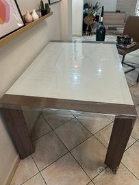 Tavolo da cucina allungabile da 4 a 10 persone