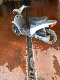 tipo piaggio free 500€