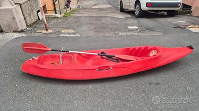  Kayak monoposto usato – completo di pagaia