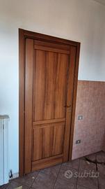 PORTA IN LEGNO PER INTERNI