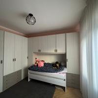 Armadio  e letto singolo/matrimoniale