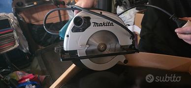 Sega circolare Makita MOD. 5704R
