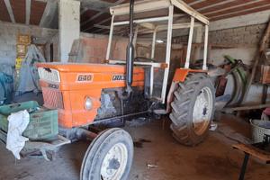 Trattore FIAT 640