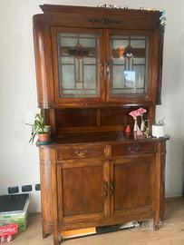 Credenza con vetrina