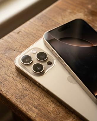 Iphone 16 Pro Max ( leggere inserzione)