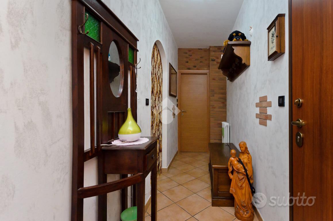 2 LOCALI A RUBIANA - Vista 5