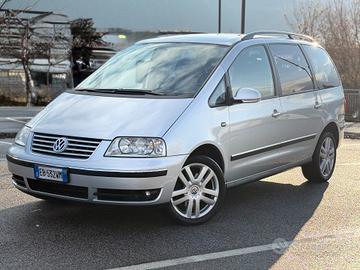 Volkswagen Sharan 2.0 TDI 140cv 7 POSTI