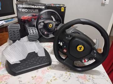 Volante e pedali per PS4 pari al nuovo. VENDUTO 