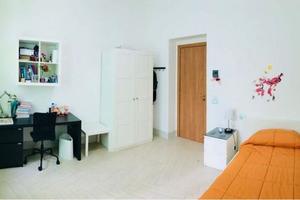 Singola studentessa policlinico