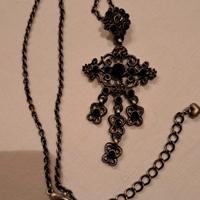 Ciondolo vintage con collanina