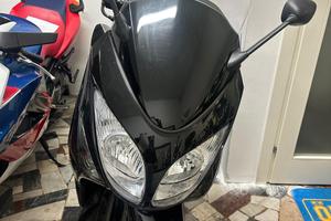 Yamaha tmax 500
