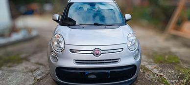 500L living lounge