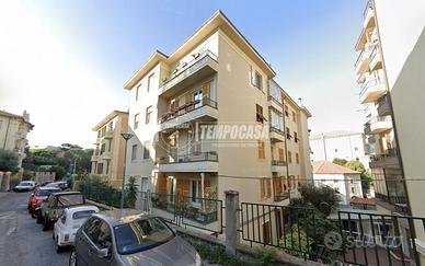 VILLETTA - QUADRILOCALE IN VIA BEATO FORMICA CON B