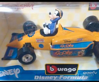 Walt Disney 2 modelli Burago Topolino/Pippo