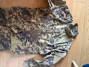 Mimetica vegetata italiana della royal taglia L