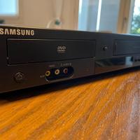 Videoregistratore combo DVD-VHS