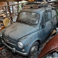 FIAT 600 D anno 1968 nello stato in cui si trova