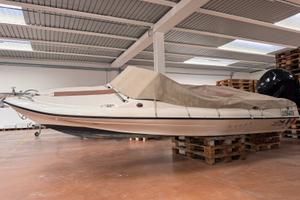 Motoscafo Glastron 150-GT da motorizzare