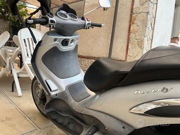 Beverly 250 grigio anno 2004
