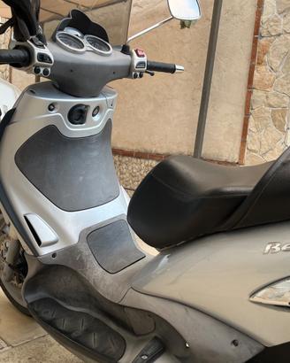 Beverly 250 grigio anno 2004