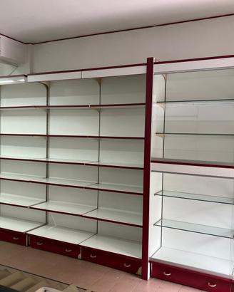 arredamento attività commerciale