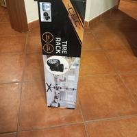 Totem porta pneumatici 