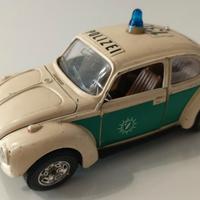 Modellino Volkswagen Maggiolone Mebetoys 8587.