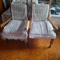 due sedie poltrone legno