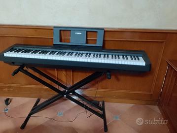 pianola Yamaha 