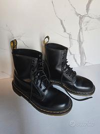 Scarpe Dr. Martens originali donna