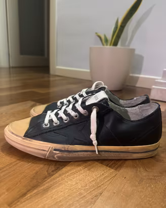 Golden goose sneakers VSTAR2