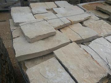 Pietra squadrata per casa giallo forte e medio