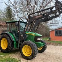 John Deere 5090 m