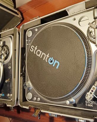 Coppia di piatti STANTON T‑120C per DJ