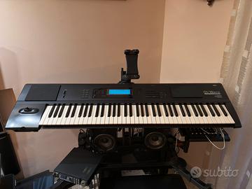 Sintetizzatore Korg 01/W  FD 76 Pro