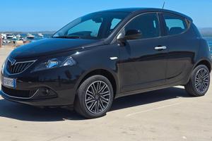 Lancia Ypsilon 1.0 FireFly 5 porte S&S Hybrid Gold