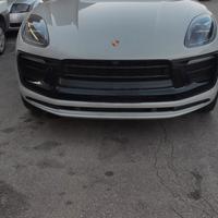 PORSCHE MACAN BENZINA