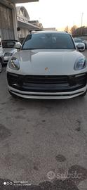 PORSCHE MACAN BENZINA