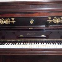pianoforte verticale antico Boisselot 