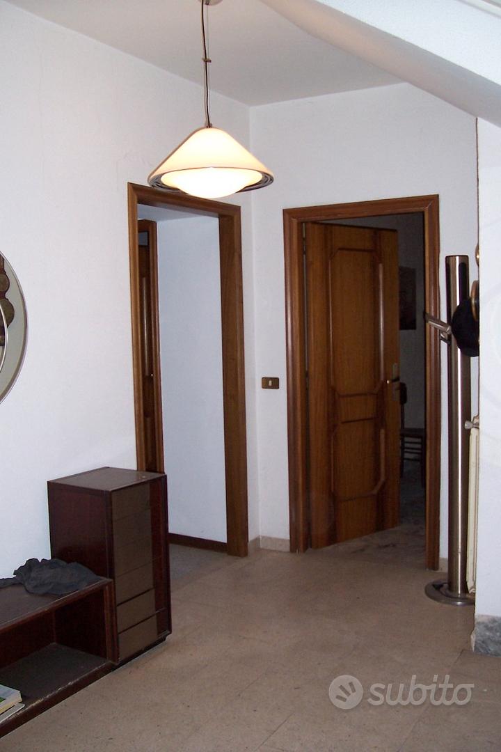 Casa singola su due livelli + Piano Terra - Vista 2