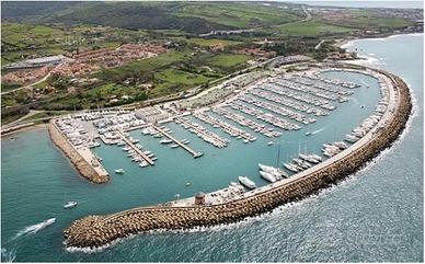 Posto Riva di Traiano 12 mt