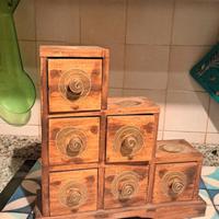 Mobiletto etnico piccole dimensioni