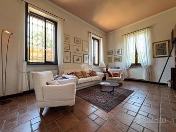 VILLA SINGOLA A GALLIATE