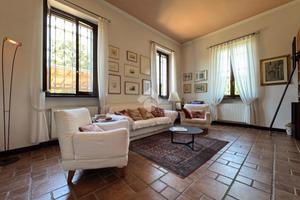 VILLA SINGOLA A GALLIATE