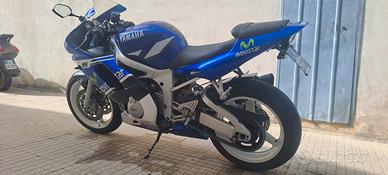  yamaha r6 yzf del 2001 carburatori