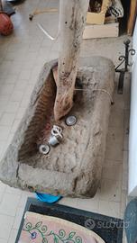 ebio ebi Trogolo in pietra scolpito a mano