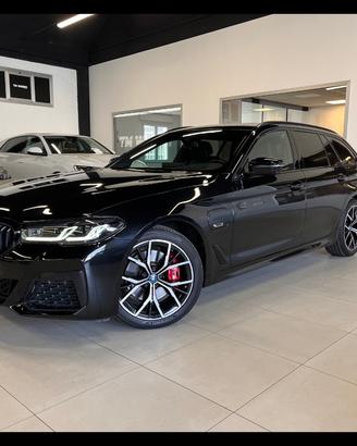 BMW Serie 5(G30/31/F90) - 530e Touring Msport 2023