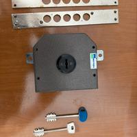 Serratura porta mottura