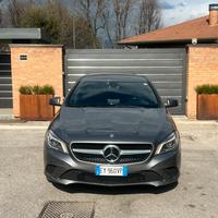 Mercedes CLA 200