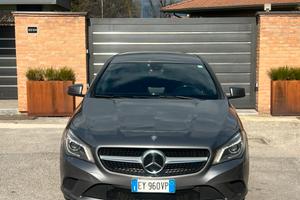 Mercedes CLA 200